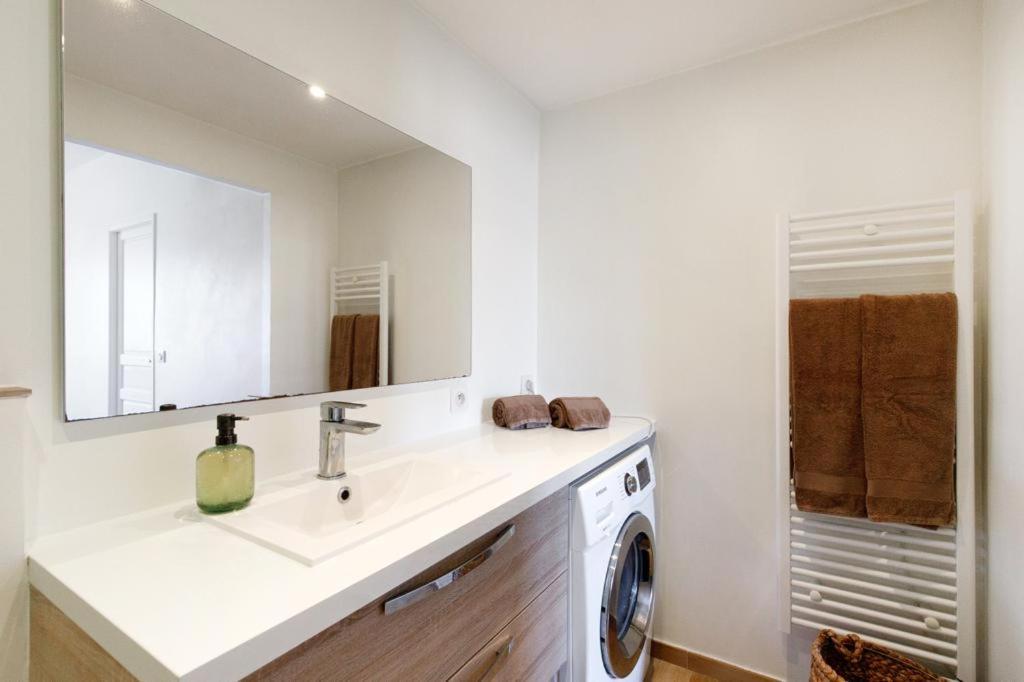 Appartements Climatises - Vieil Antibes Exteriör bild