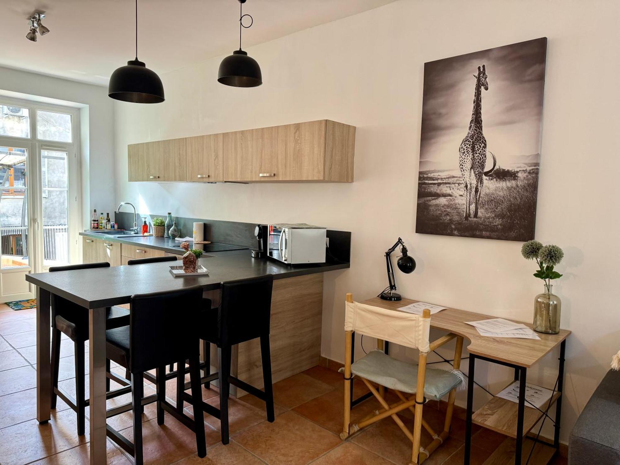 Appartements Climatises - Vieil Antibes Exteriör bild