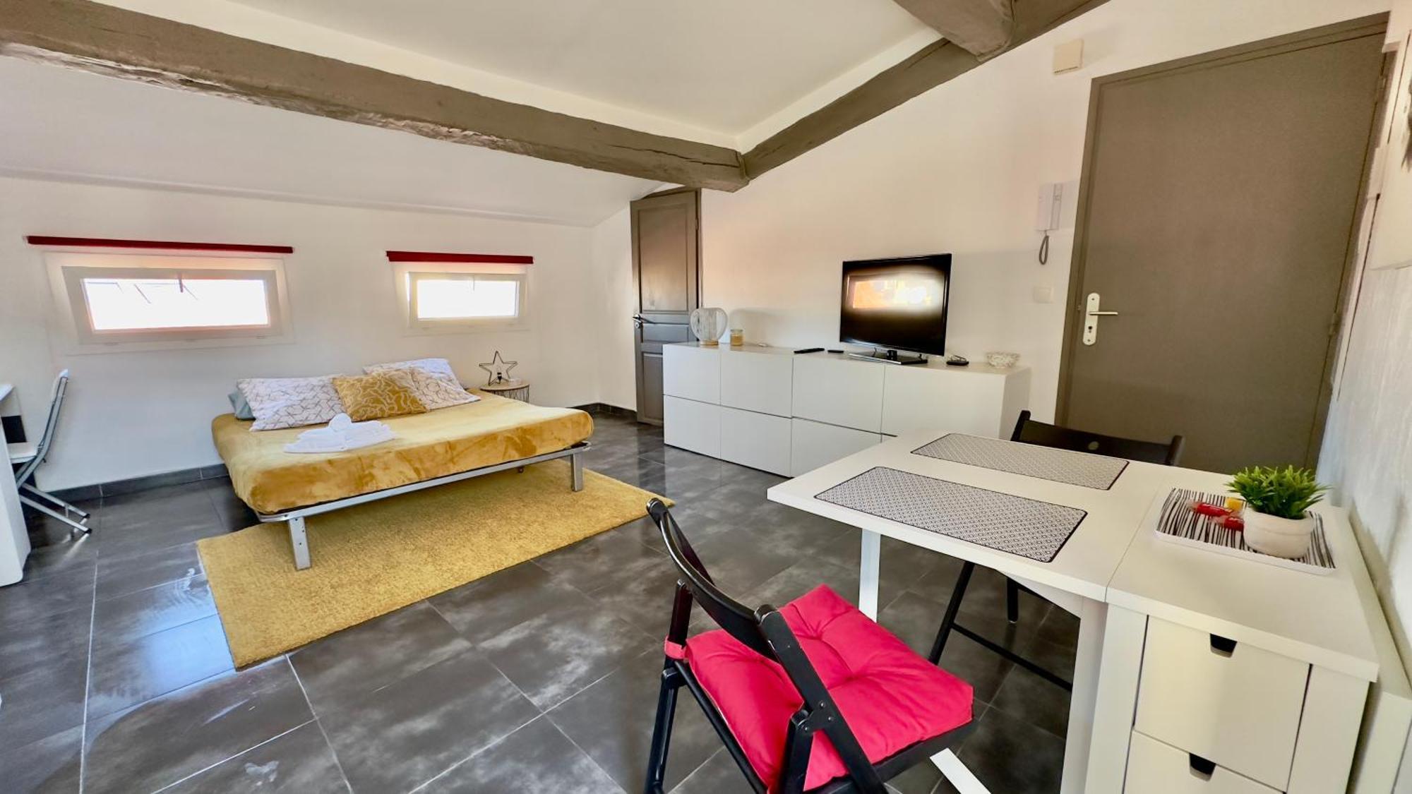 Appartements Climatises - Vieil Antibes Exteriör bild