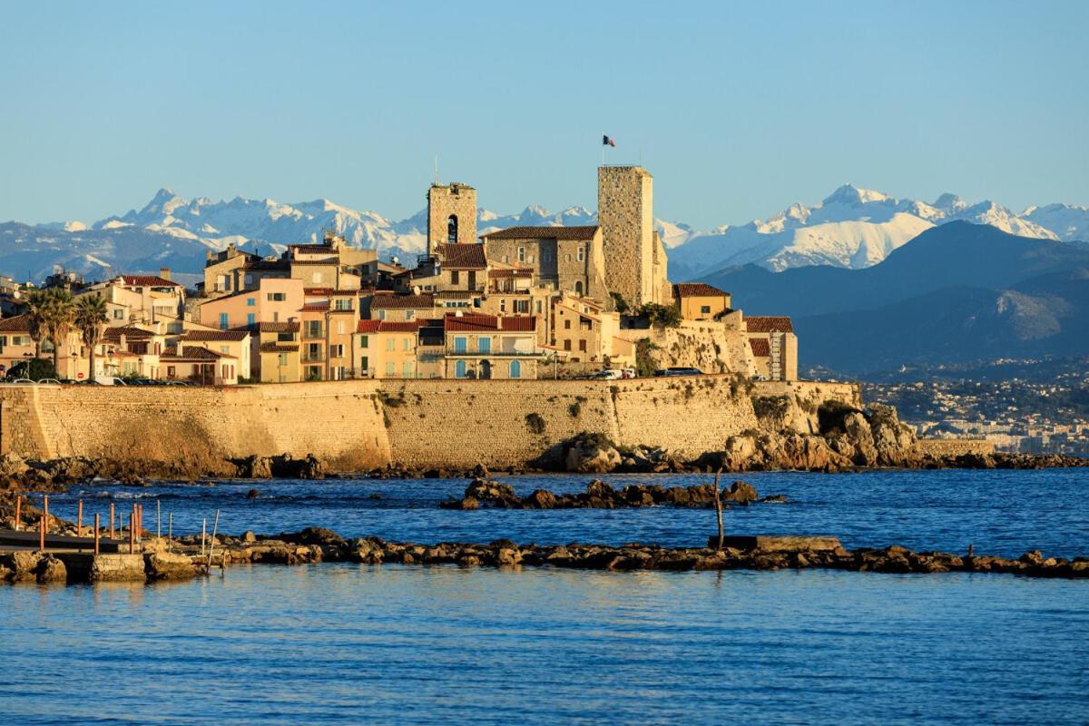 Appartements Climatises - Vieil Antibes Exteriör bild