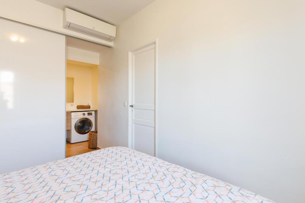 Appartements Climatises - Vieil Antibes Exteriör bild